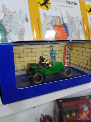 CITROEN TORPEDO TINTIN CON HERNÁNDEZ Y FERNANDEZ