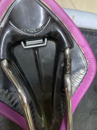 Sillín Prologo Arione VS Morado