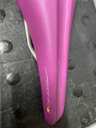 Sillín Prologo Arione VS Morado