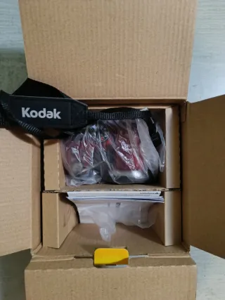 Fotocamera Digitale Kodak Pixpro AZ252