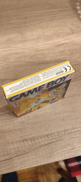 Pokemon Amarillo Edición Especial Pikachu