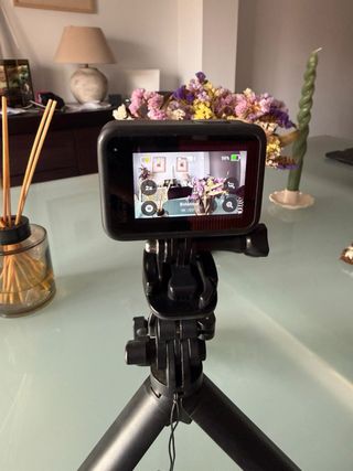 GoPro Fotocamera Nera con Treppiede