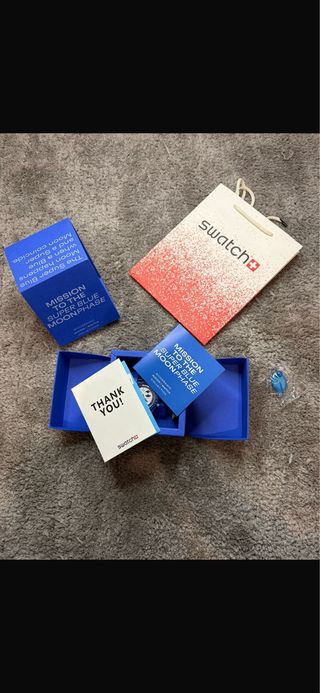 Swatch Omega Mission to the Moonphase