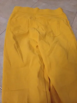 Pantaloni lunghi gialli Veste da s