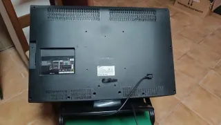 TV Samsung 32 pollici LCD