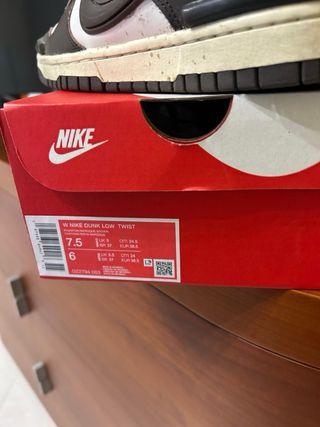 W NIKE DUNK LOW TWIST Brown/White