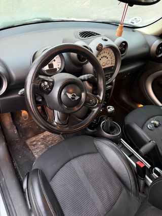 MINI Countryman 2011