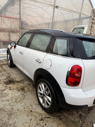MINI Countryman 2011