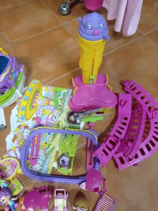 Lote Pinypon: Casa, yate, caravana y Muñecas