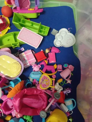 Lote Pinypon: Casa, yate, caravana y Muñecas