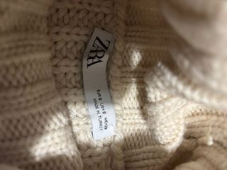 Jersey Zara Cuello Alto Beige