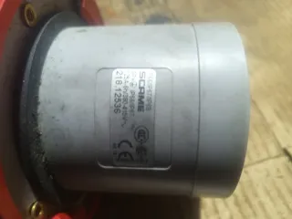 Enchufes Trifásicos 125A