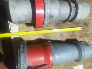 Enchufes Trifásicos 125A