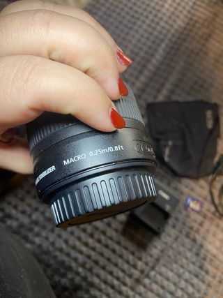 Cámara Canon EOS 1300D Negra