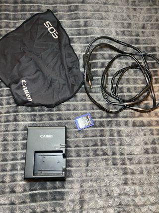 Cámara Canon EOS 1300D Negra