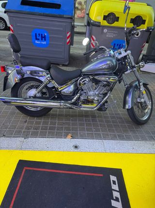 Suzuki Intruder 250cc Custom