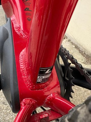 Megamo Ridon 630w Eléctrica Roja