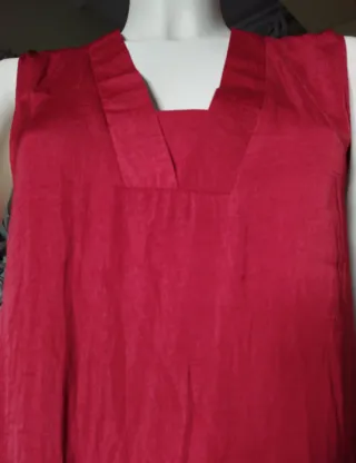 Blusa roja sin mangas