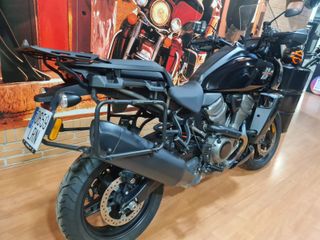 Harley Davidson Pan America Negra