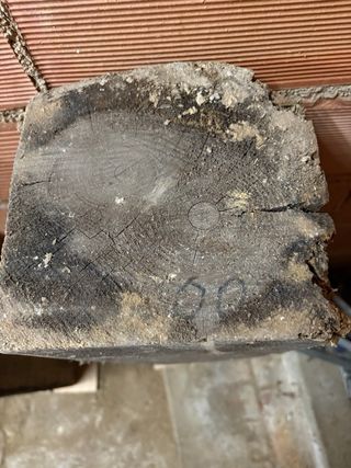 Vigas de madera. A recoger en domicilio.