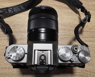 Fujifilm X-T20 + 16-50mm —en muy buen estado