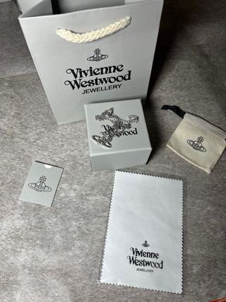 Collar Vivienne Westwood Plata