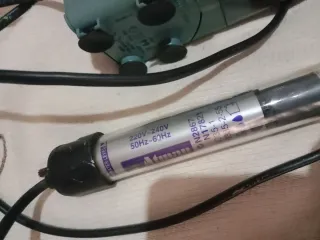 Filtro y calentador para acuario