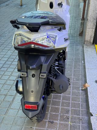 Sym Symphony ST 125 LC Scooter promo