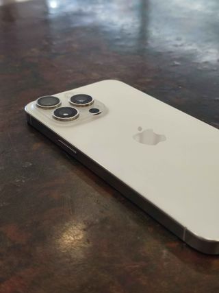 iPhone 15 Pro Max 512GB Blanco Titanio