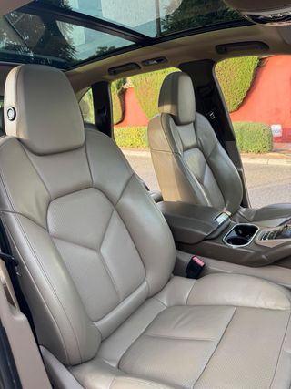 Porsche Cayenne 2016