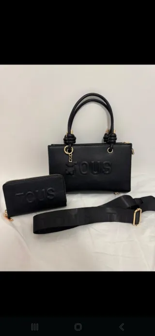 Bolso Tous Negro con Cartera y Correa