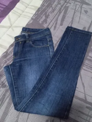 Pantalón vaquero talla 34