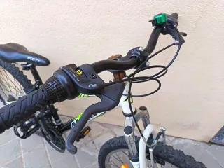 Bicicleta Avigo Boulder 24 BTT