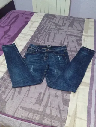 Pantalón vaquero talla 36