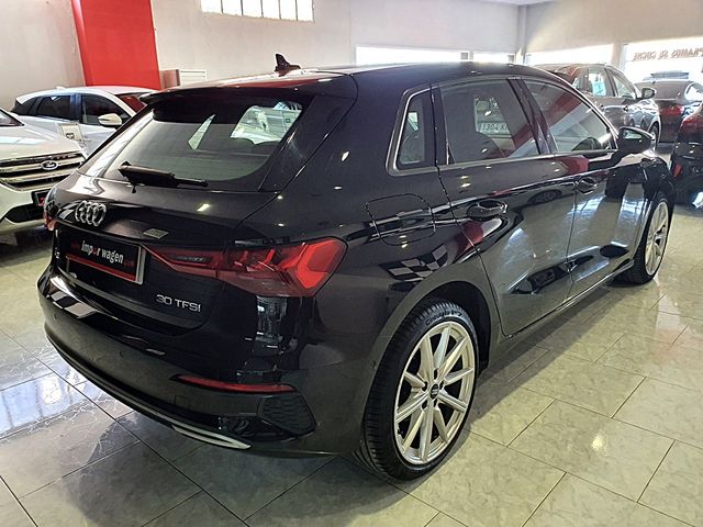 Audi A3 Sportback, CARPLAY, 6 velocidades...