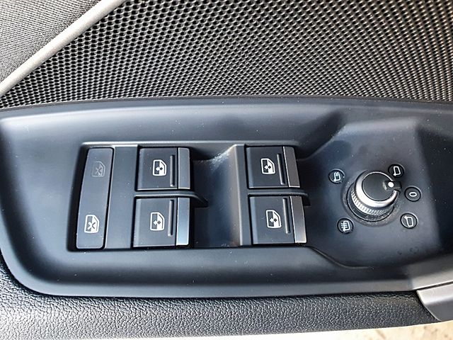 Audi A3 Sportback, CARPLAY, 6 velocidades...