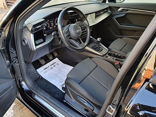 Audi A3 Sportback, CARPLAY, 6 velocidades...