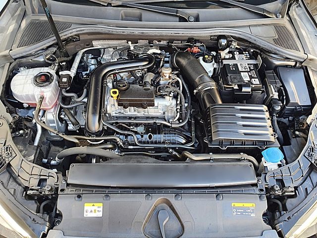 Audi A3 Sportback, CARPLAY, 6 velocidades...