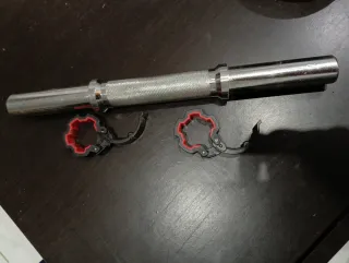 2 Barras de mancuerna con cierres las dos 20€