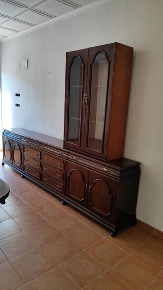 URGE!! Mueble de salón + Mesa + Vitrina madera