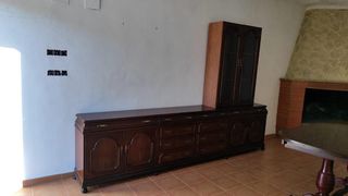 URGE!! Mueble de salón + Mesa + Vitrina madera