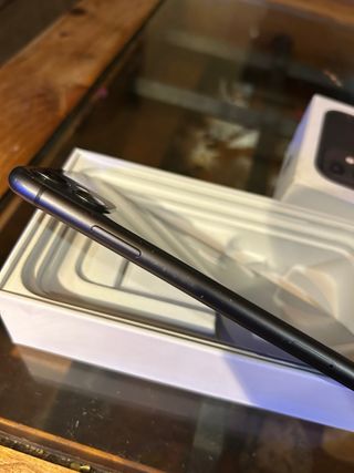 iPhone 11 64 GB Negro