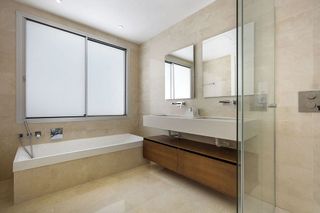 Casa adosada en alquiler en Río Real en Marbella