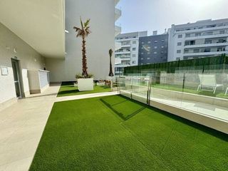 Piso en alquiler en Nueva Andalucía centro en Marbella