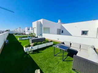 Piso en alquiler en Nueva Andalucía centro en Marbella