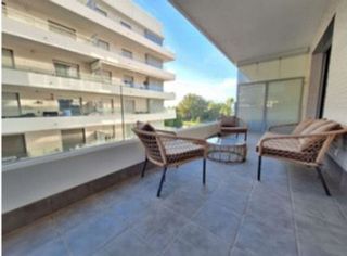 Piso en alquiler en Nueva Andalucía centro en Marbella