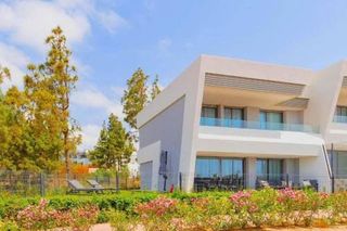 Casa adosada en alquiler en El Faro de Calaburra - Chaparral en Mijas