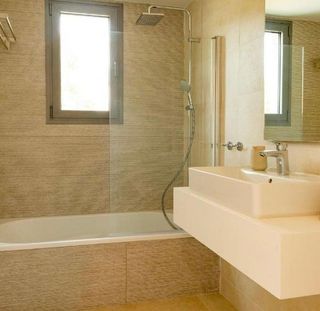 Casa adosada en alquiler en El Faro de Calaburra - Chaparral en Mijas