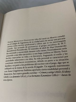 El jugador: Una novela (de las notas de un homb...