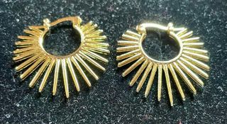 Pendientes Aro Rayos Dorados